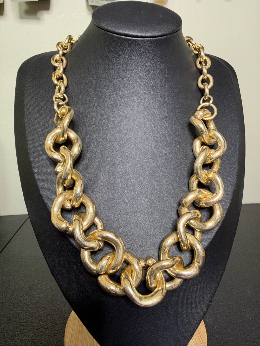 Express Gold Chunky Link Chain Statement Necklace - Women Jewelry